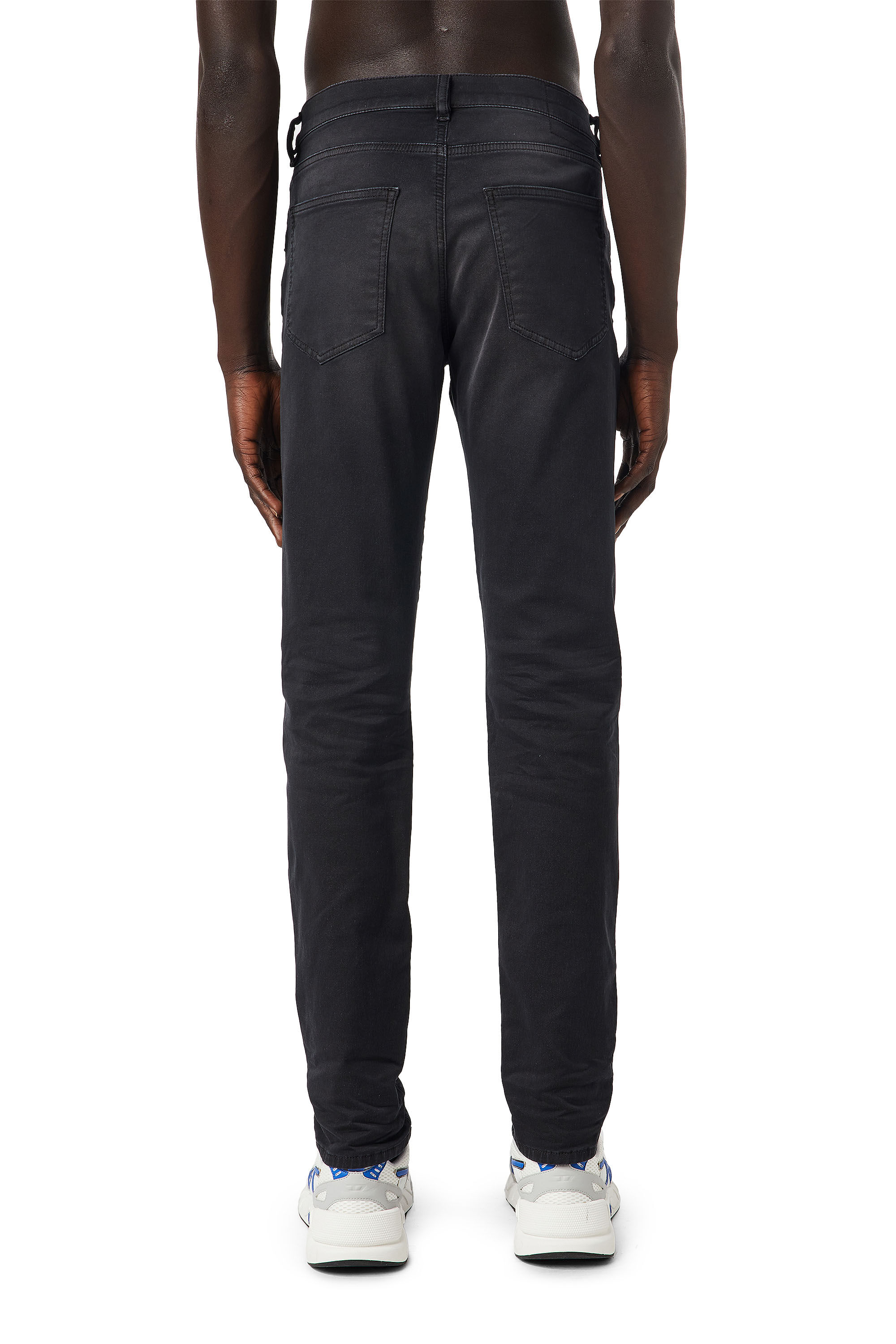 Diesel - D-Strukt JoggJeans® 0670M Slim, Black/Dark grey - Image 4