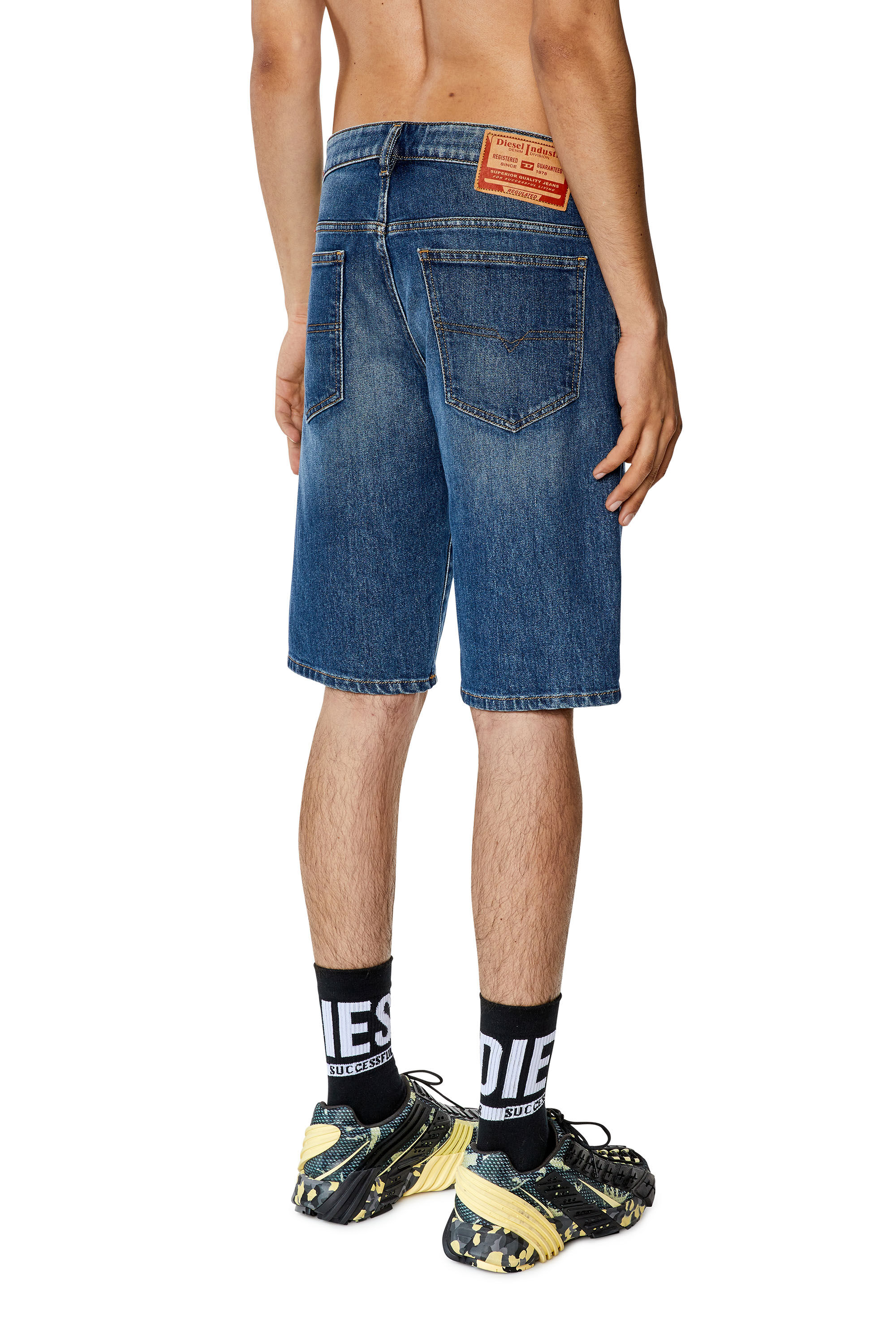 Short hot sale jeans diesel