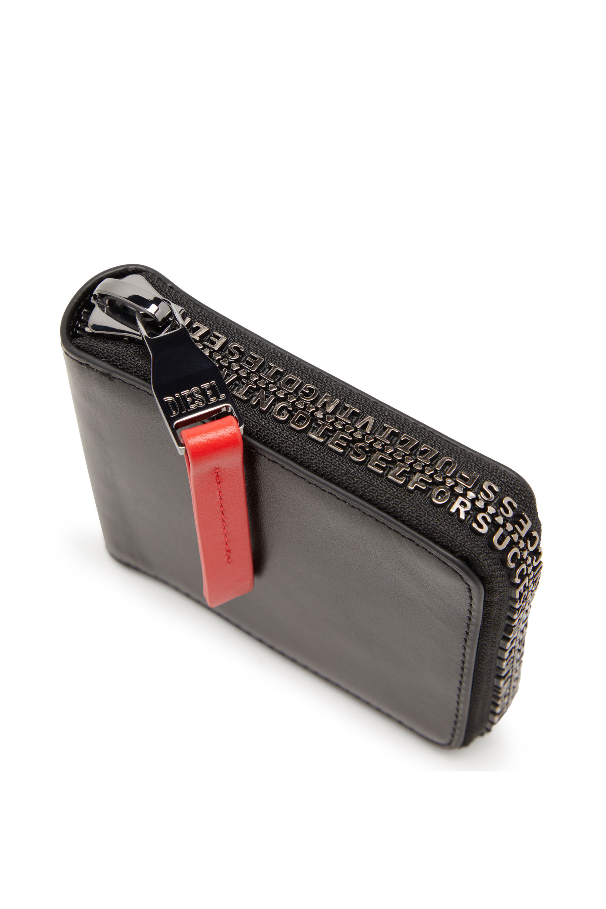 diesel ウォレットバッグ WALLET ON CHAIN ウォレットバッグ｜シルバー｜ウィメンズ｜DIESEL