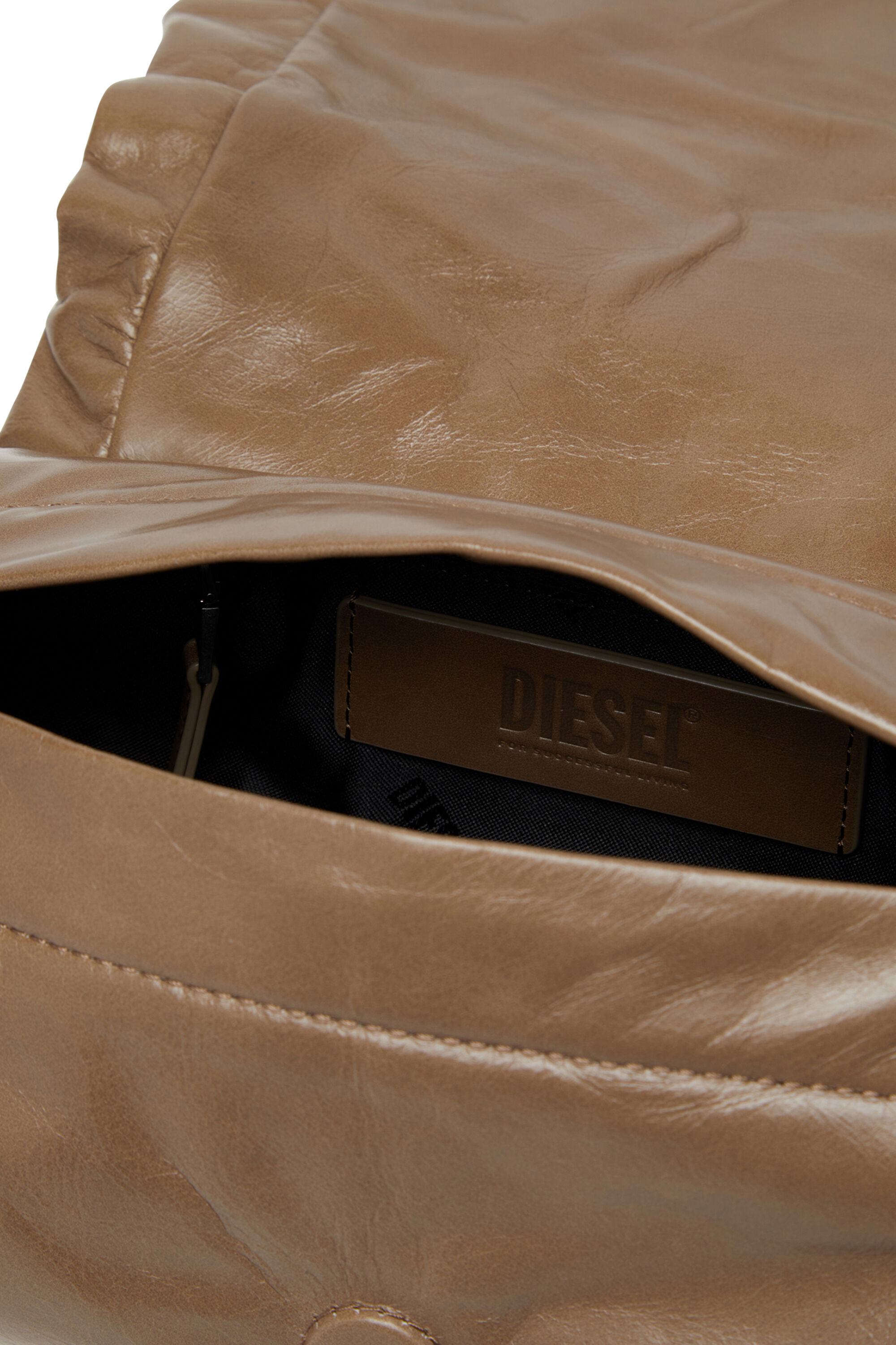 Diesel - SCRUNCH-D SHOULDER S, Woman's Scrunch-D S-Shoulder bag in scrunched leather in Brown - 5