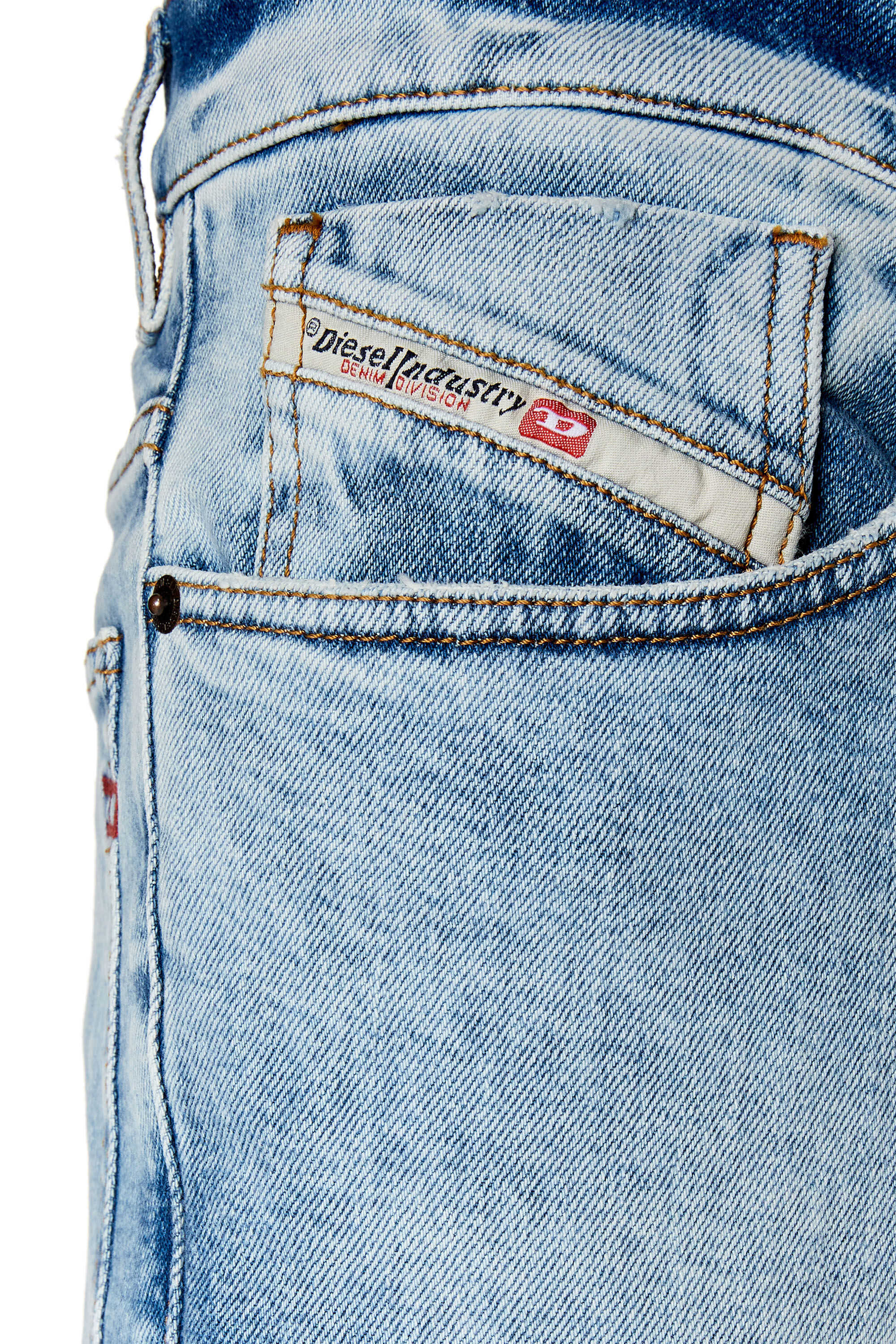 Diesel - Man's Tapered Jeans 2005 D-Fining 09E81, Light Blue - 5