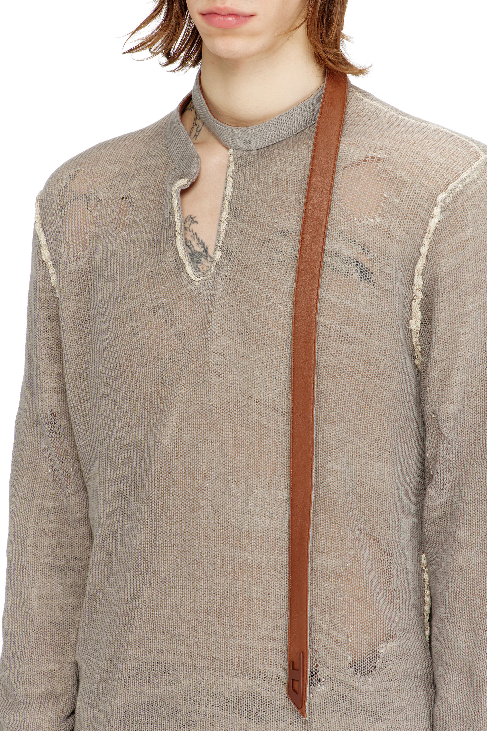 Diesel - K-DAIANERIS, Man's Distressed jumper with biker neck strap in Brown - 5