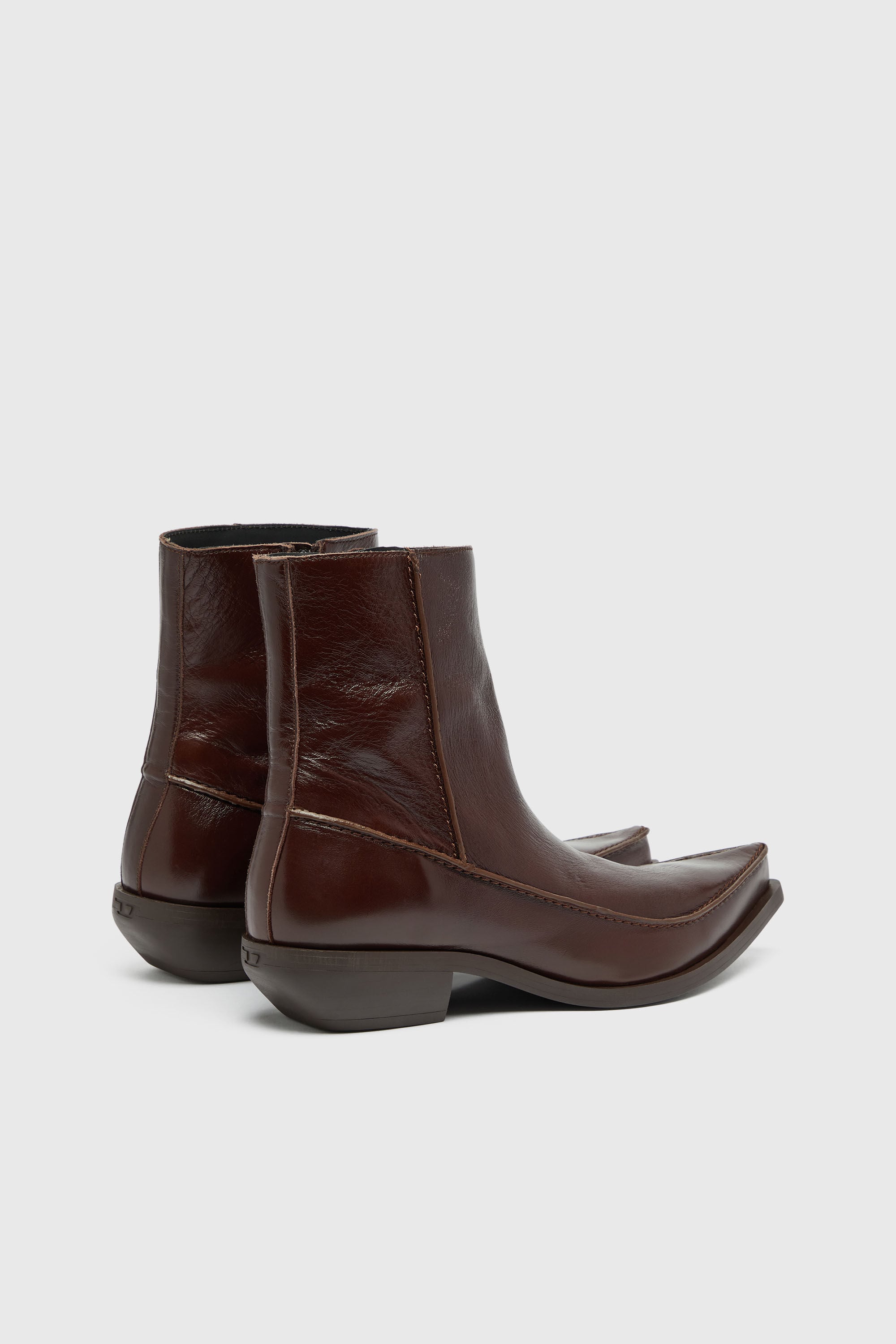 Diesel - D-FRIDO-30-TR, Man's D-Frido-Western ankle boots in leather in null - 3