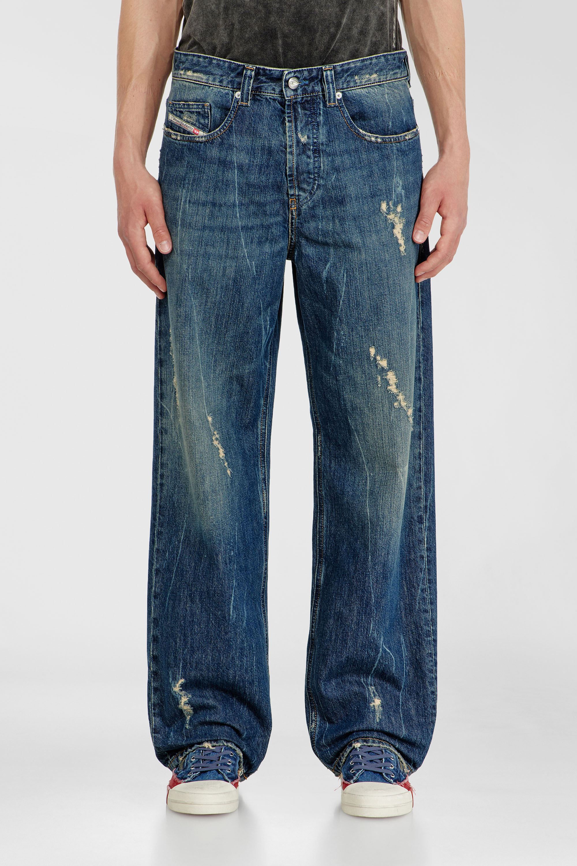 Diesel - Man's Relaxed Jeans 2001 D-Macro 09Q28, Medium blue - 1