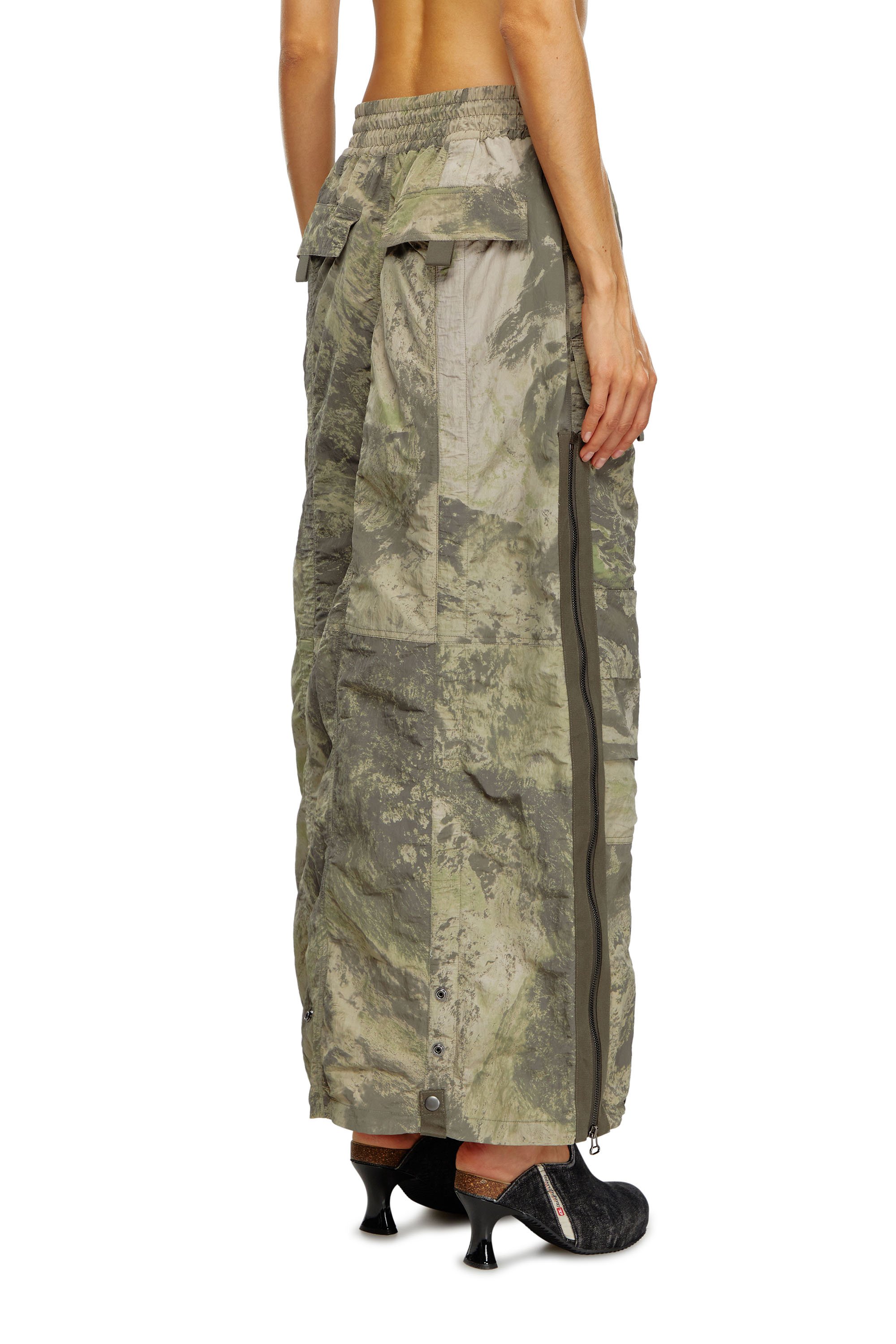 Diesel - O-CREP-N1, Woman's Long skirt with cargo pockets in Military Green - 4