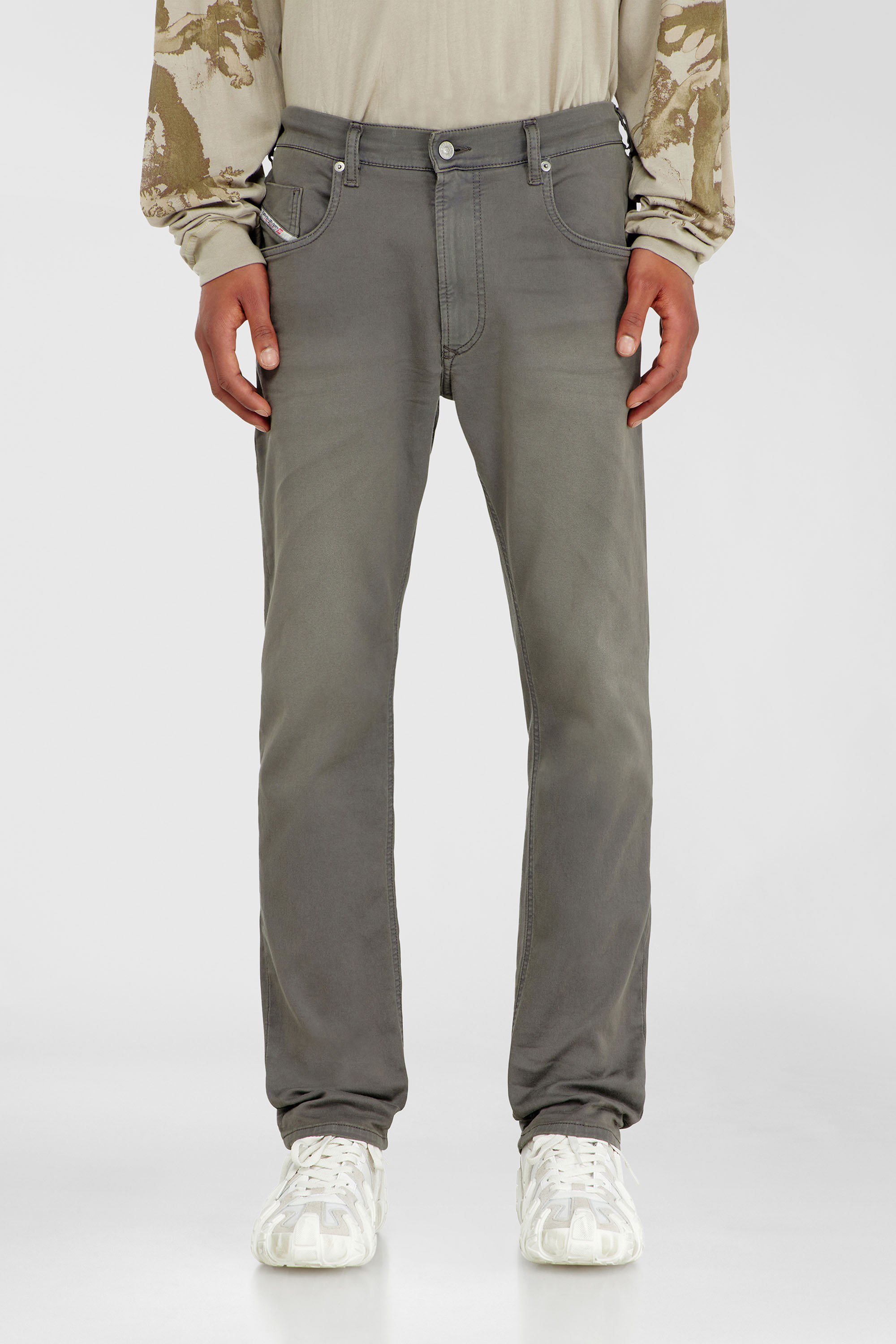 Diesel - Man's Regular 2032 D-Krooley-BW Joggjeans&reg; 0670M, Grey - 1