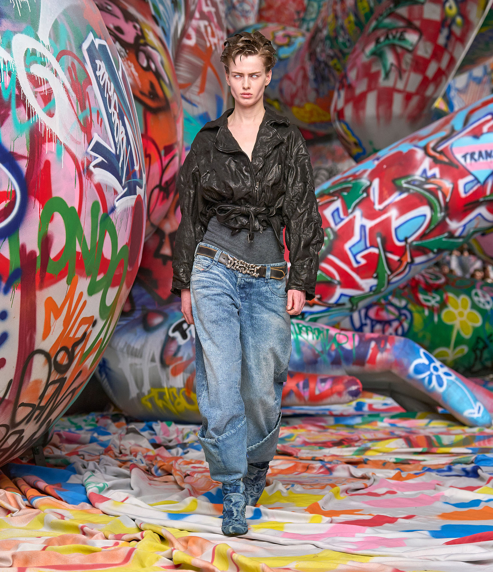 L-OYS, Black Diesel - L-OYS, Woman's Belted jacket in boiled leather in Black - 6