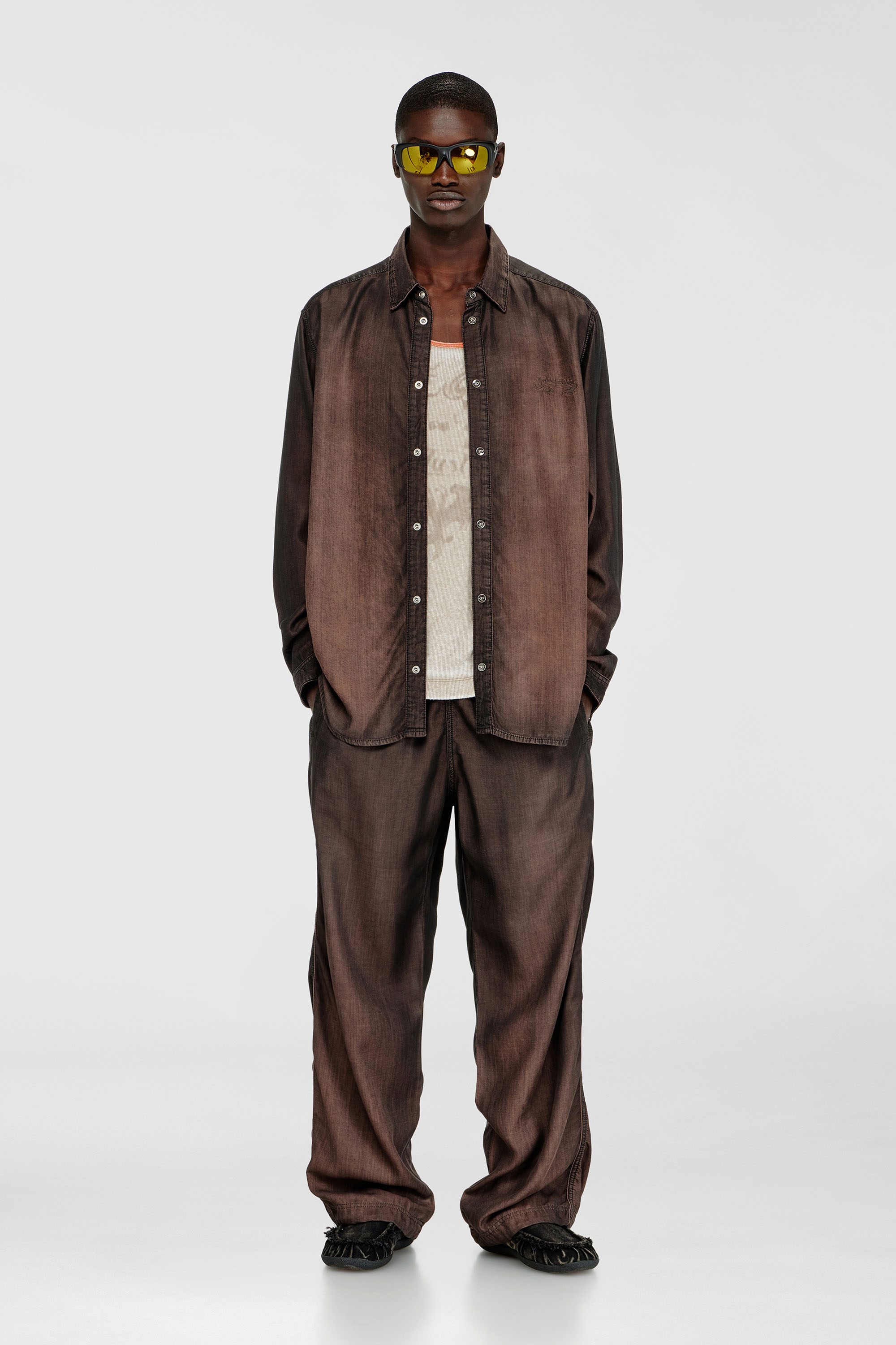 Shirt in fluid coated denim