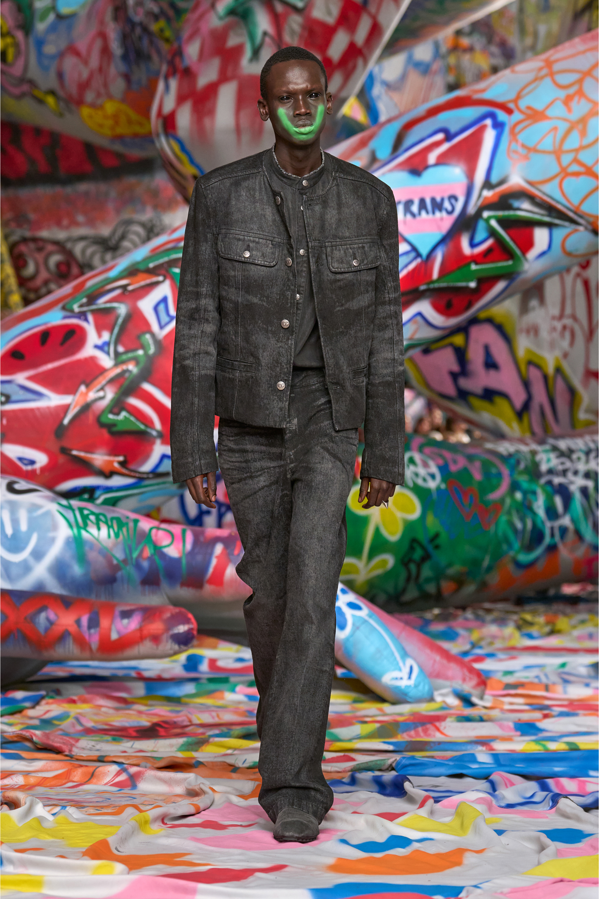 Diesel - Man's Relaxed Jeans 2001 D-Macro 007DB, Black/Dark grey - 6