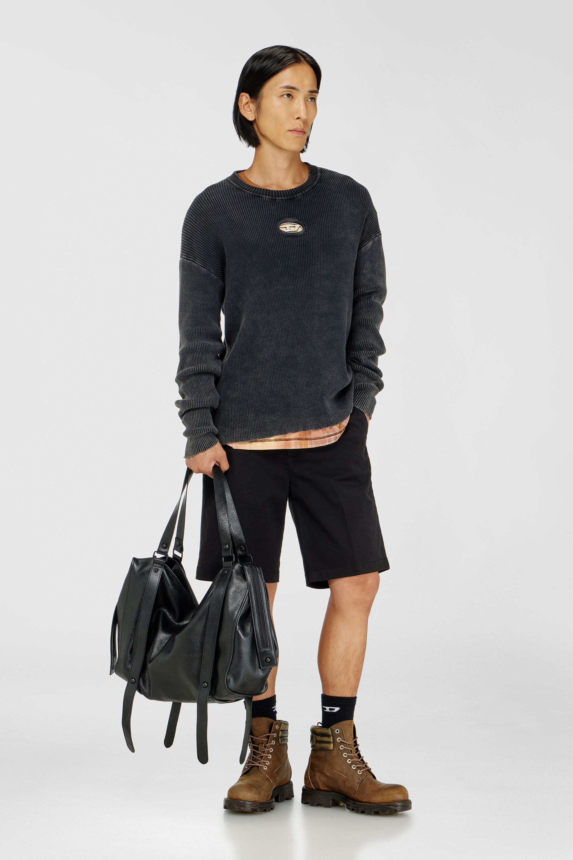 Diesel - P-LARS-SHORT-VIL-T92, Man's Cotton shorts with tonal Oval D logo in Black - 1