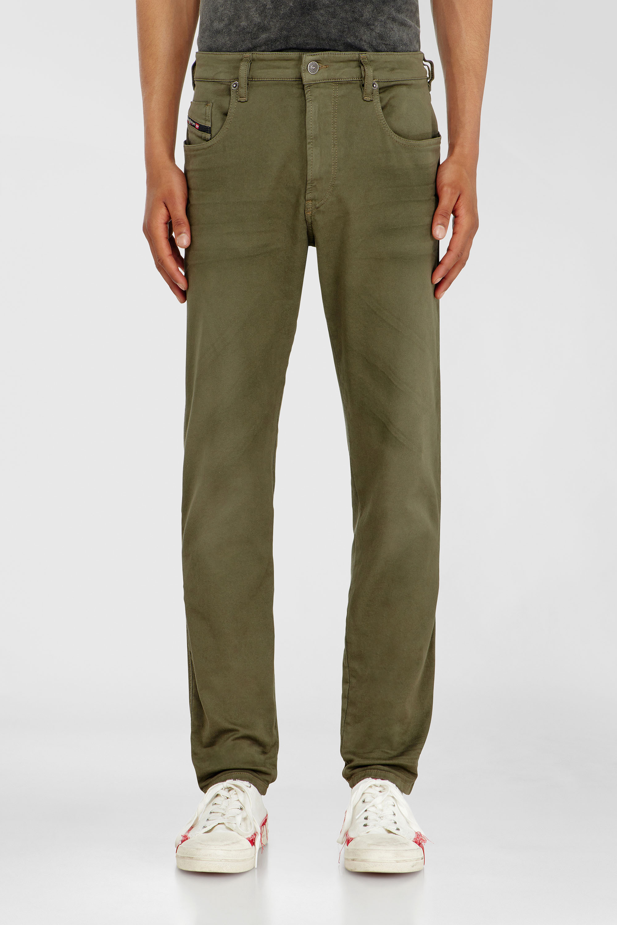 Diesel - Man's Slim 2062 D-Strukt Joggjeans&reg; 0670M, Military Green - 1