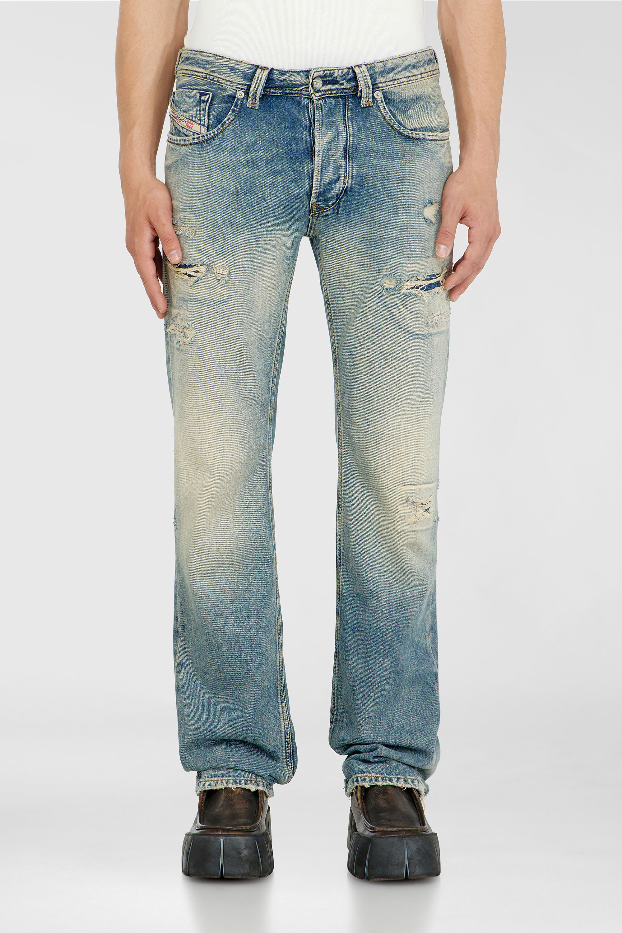 Diesel - Man's Regular Jeans 1985 Larkee 09P62, Medium blue - 1