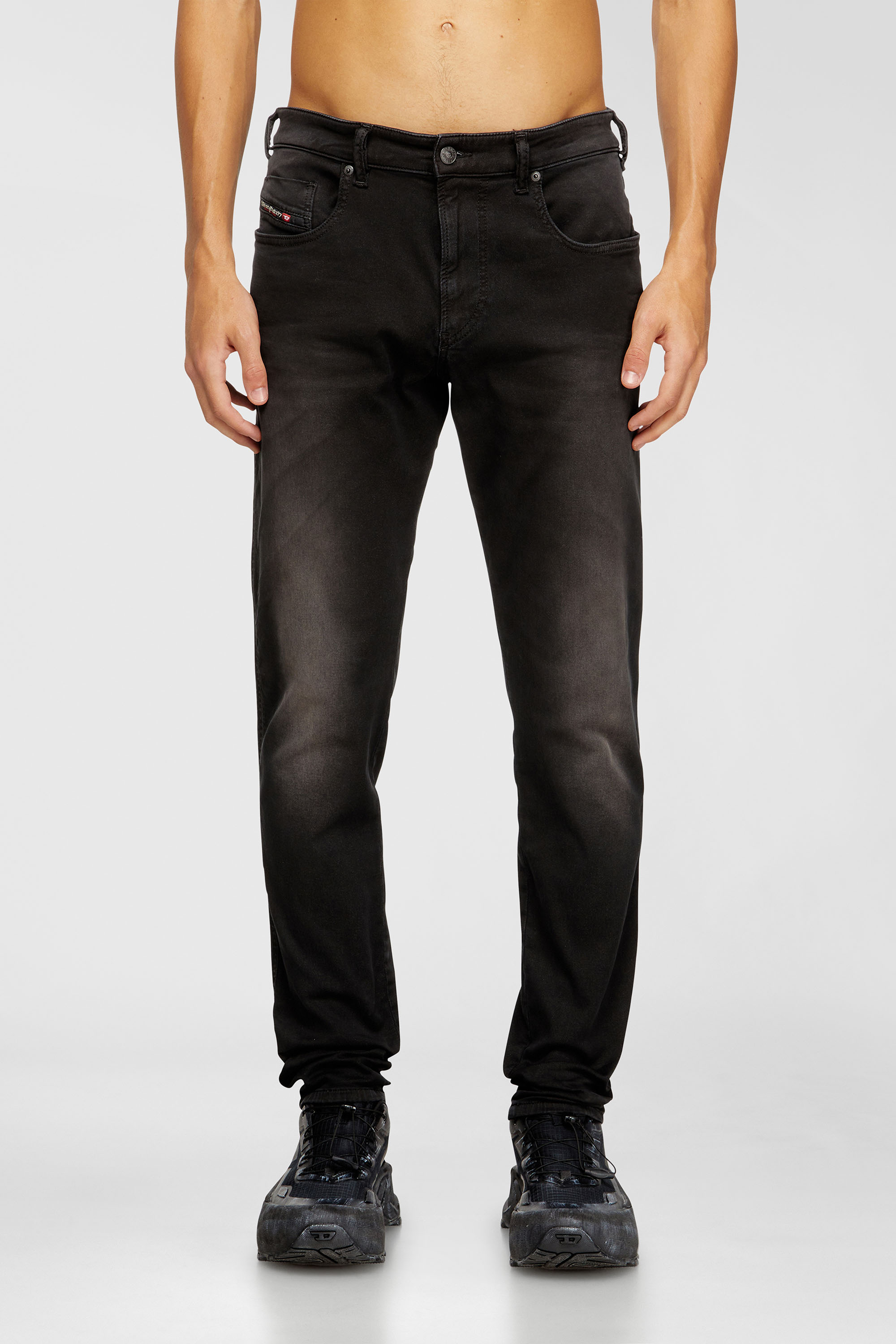 Diesel - Man's Slim 2062 D-Strukt Joggjeans&reg; 0670M, Black/Dark grey - 1