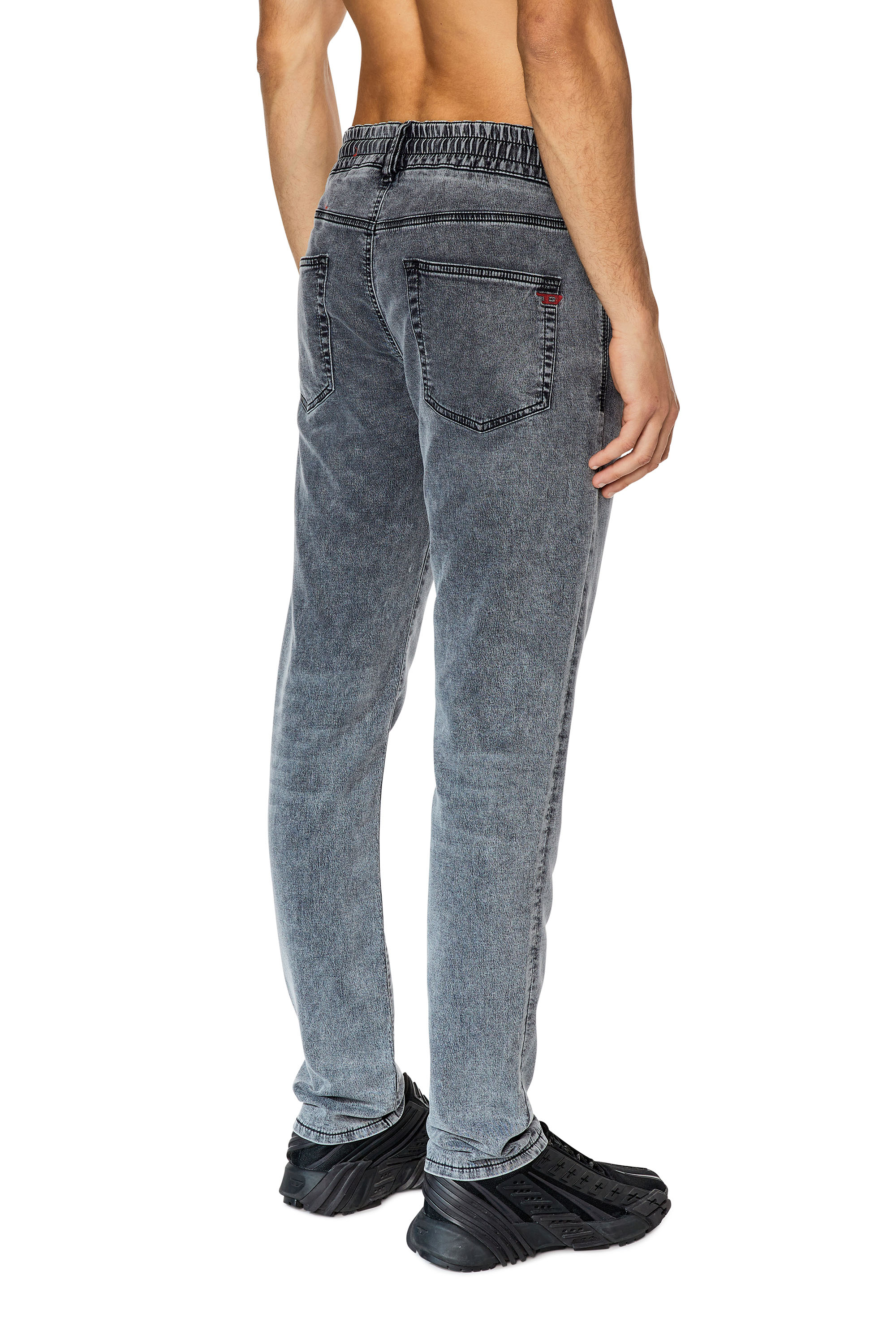 Diesel - D-Strukt JoggJeans® 068DW Slim, Light Grey - Image 2