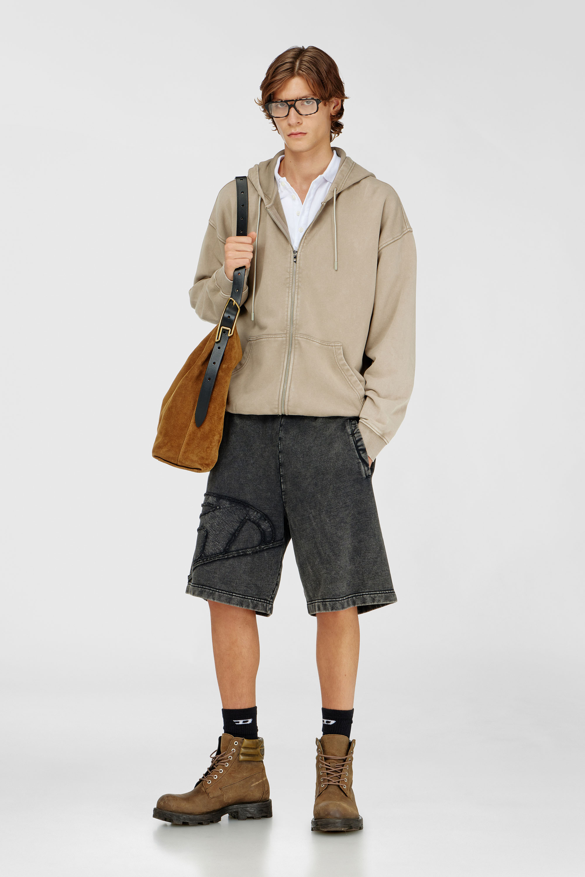 Sweat shorts with sectioned Oval D logo