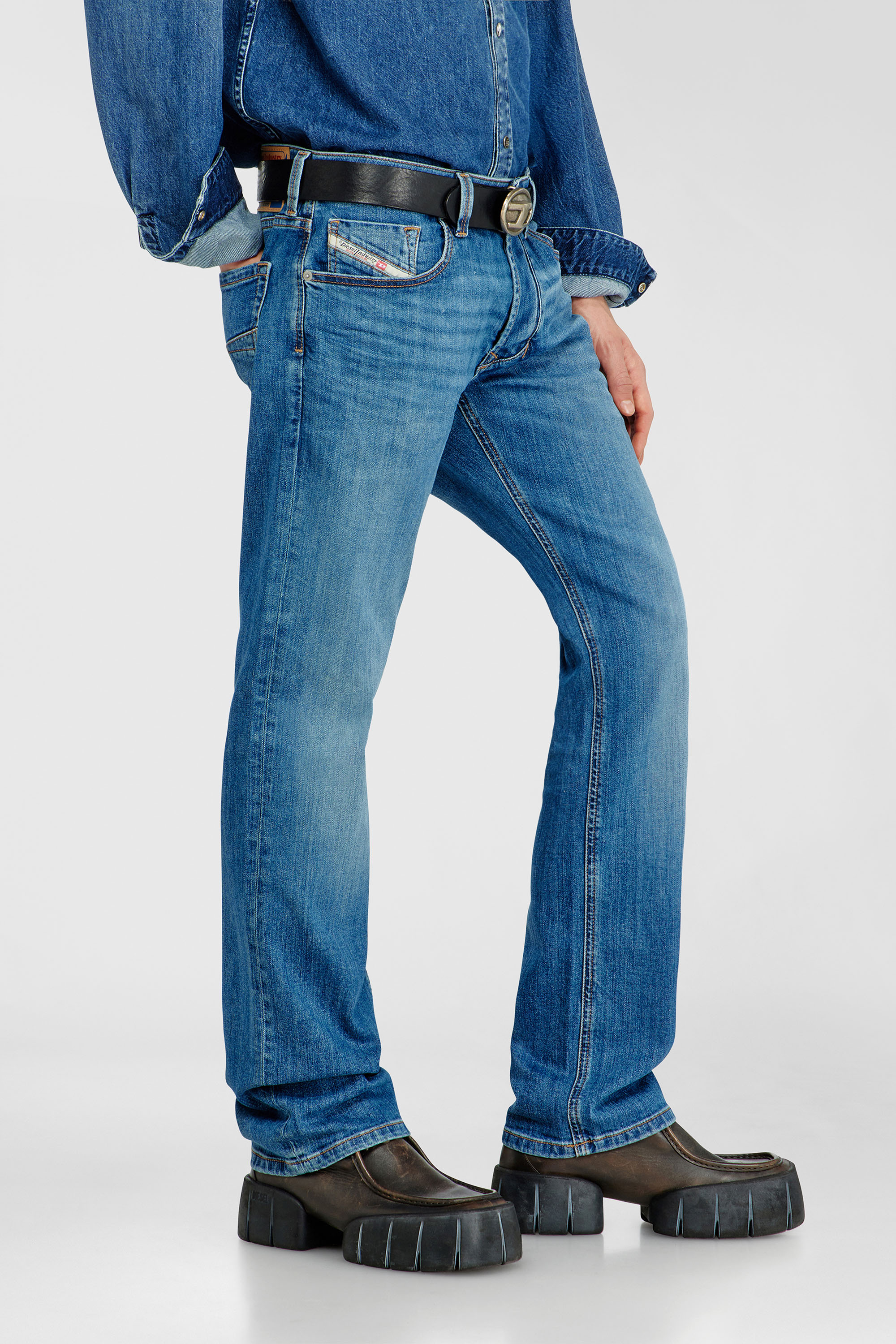 Diesel - Man's Regular Jeans 1985 Larkee 0KIAL, Light Blue - 7