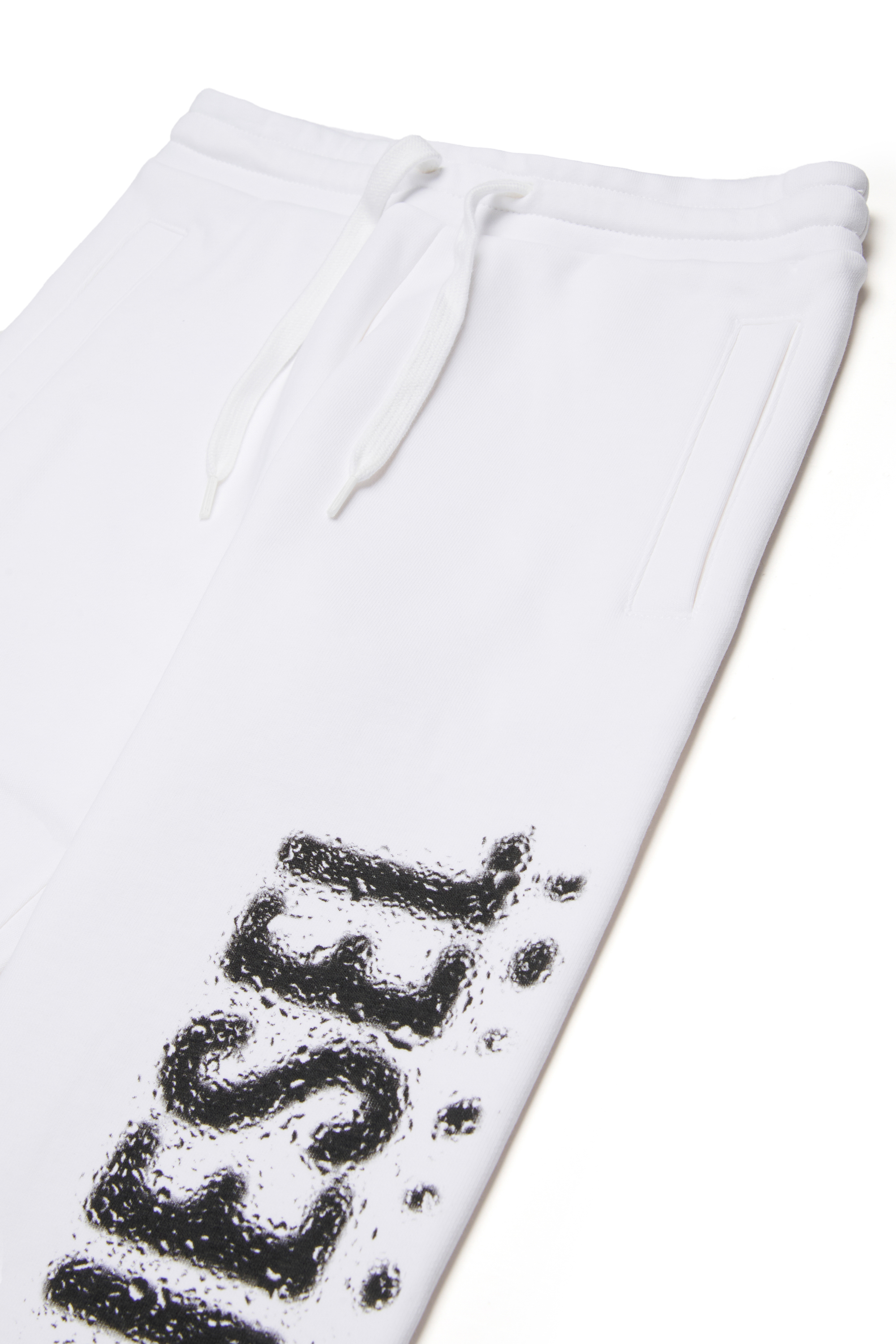 PANTLI, White