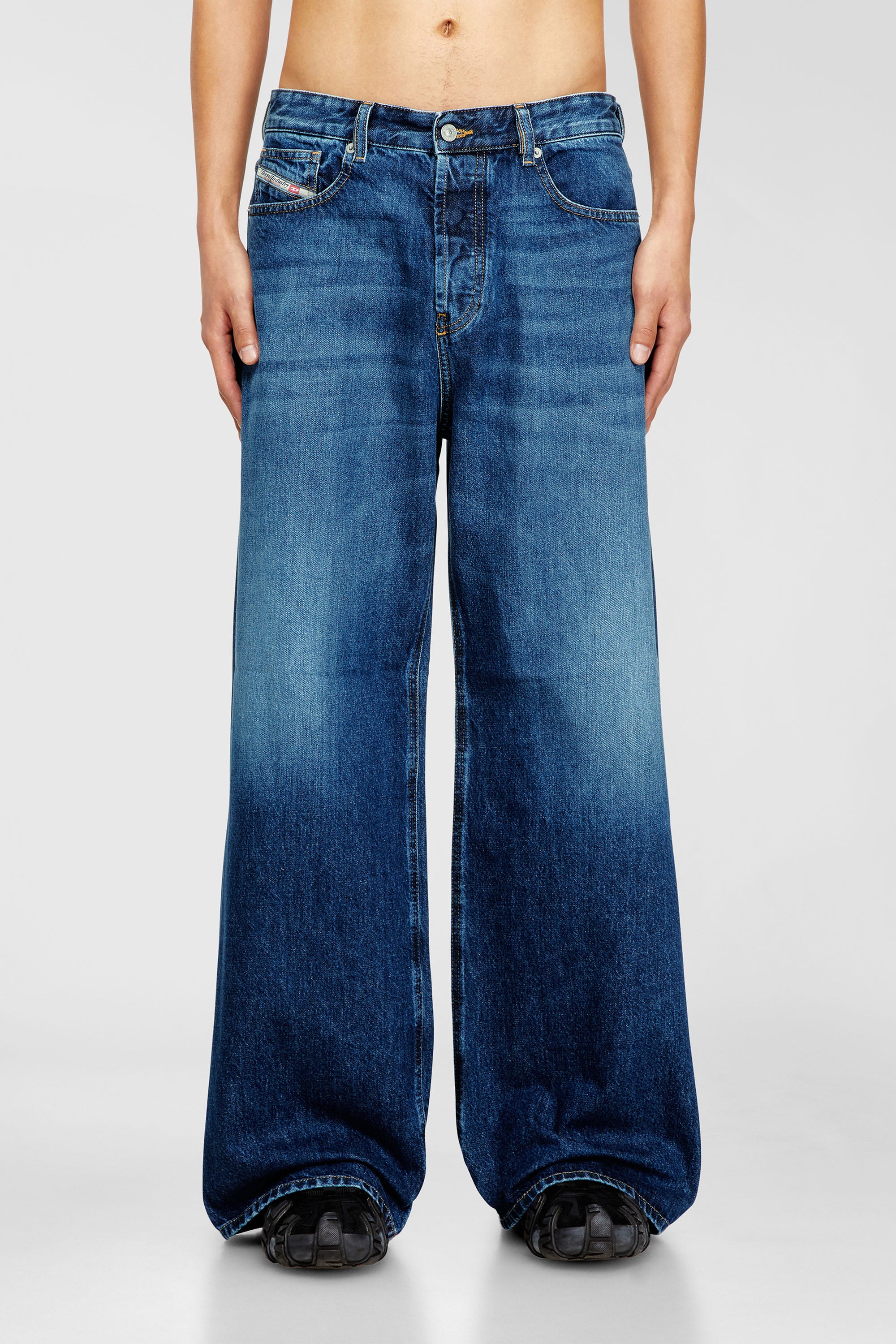 Diesel - Unisex's Relaxed Jeans 1996 D-Sire 09I27, Dark Blue - 1