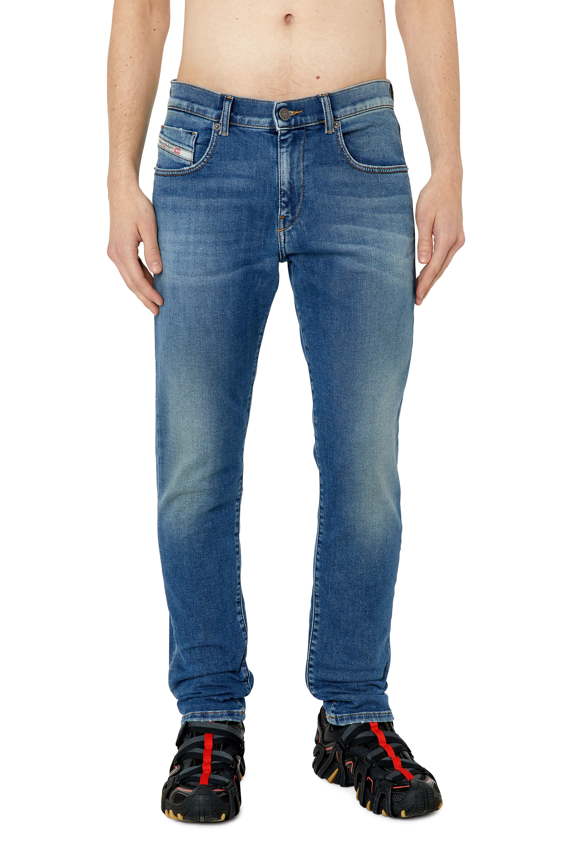 Diesel - D-Strukt JoggJeans® 068CX Slim, Medium blue - Image 1